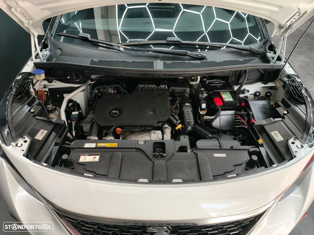 Peugeot 3008 BlueHDi 130 Stop & Start EAT8 GT - 23