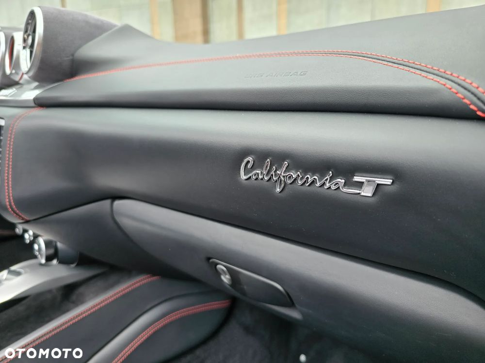 Ferrari California T - 14