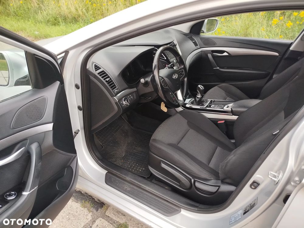 Hyundai i40 - 4