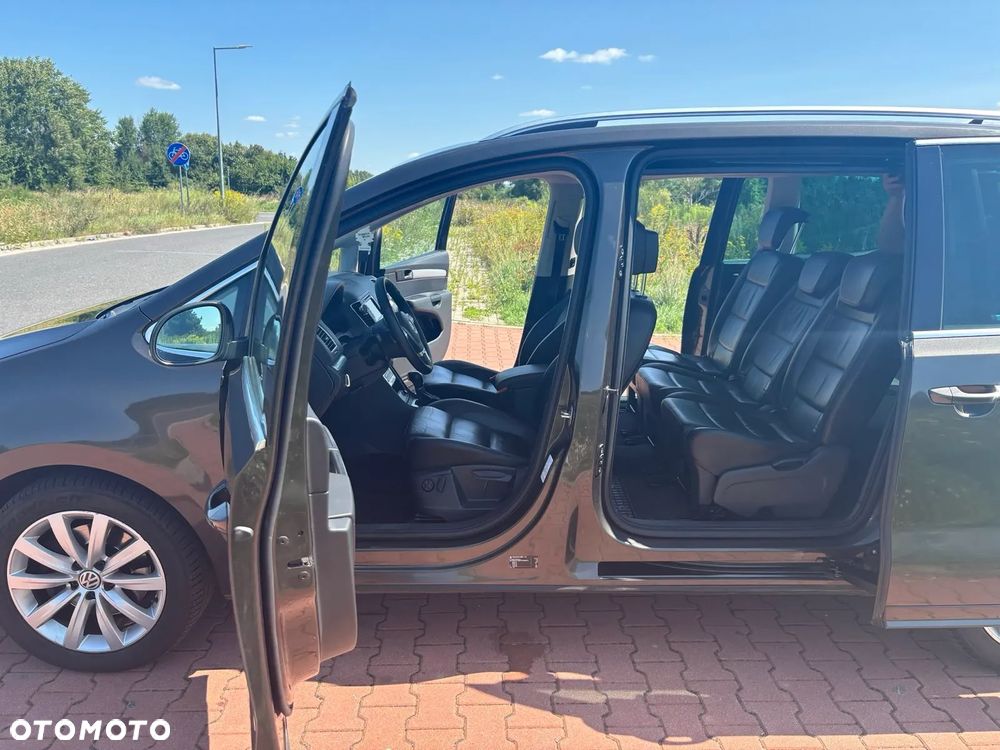 Volkswagen Sharan 2.0 TDI Highline DSG - 17
