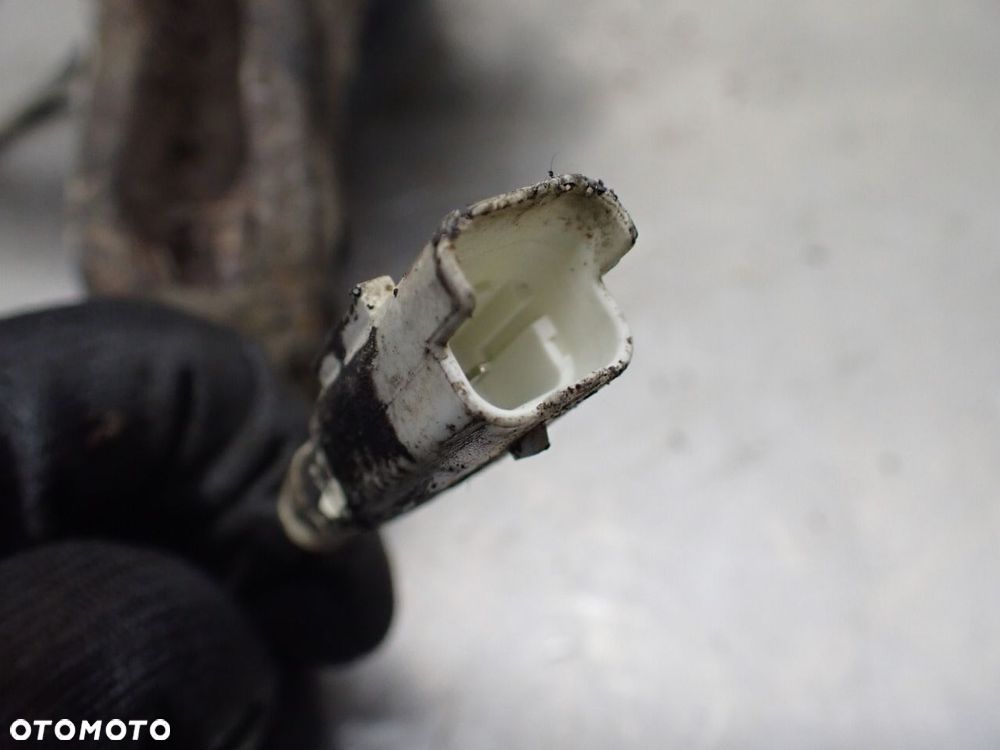 ZWROTNICA PIASTA LEWY PRZÓD CITROEN C4 I COUPE 1.6HDI - 6