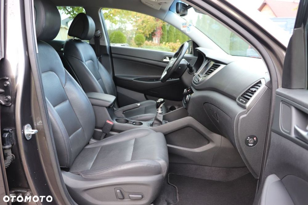 Hyundai Tucson 1.7 CRDI BlueDrive Style 2WD - 7