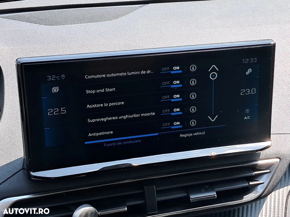 Peugeot 3008 1.5 BlueHDI 130 EAT8 Allure Pack - 16