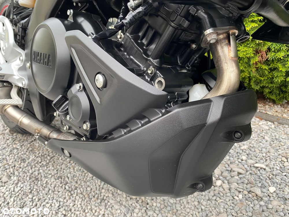Yamaha MT - 30