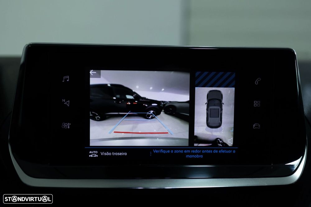 Peugeot 2008 1.2 PureTech Allure EAT8 - 47