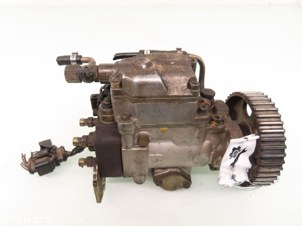 POMPA WTRYSKOWA VW PASSAT B5 1.9 TDI 0460404985 028130110H - 3