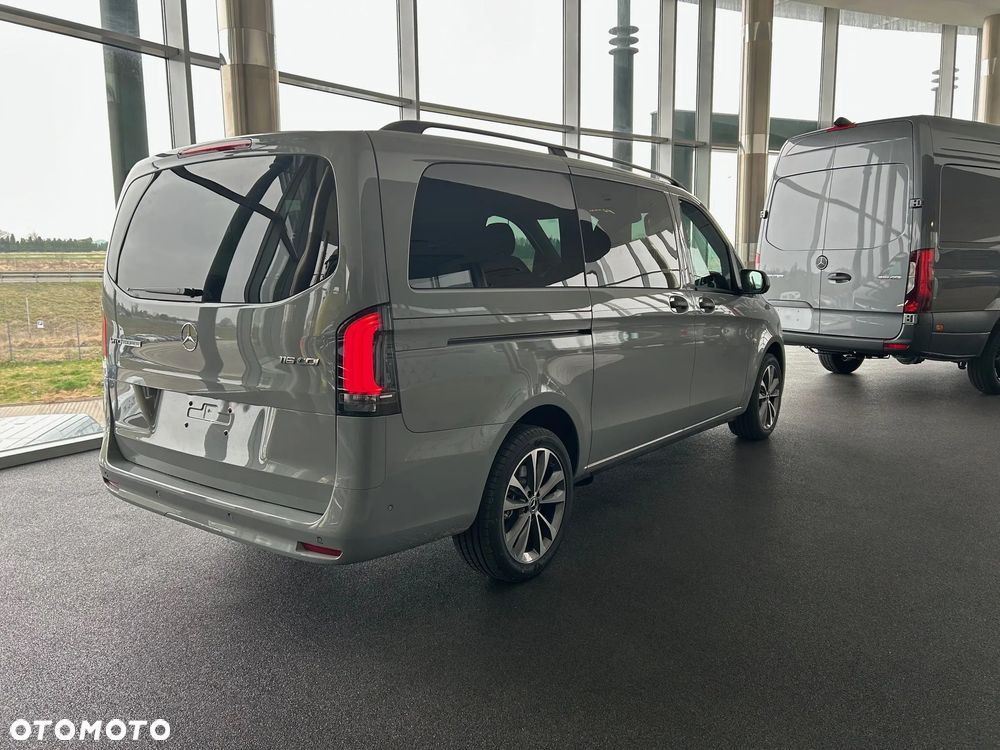 Mercedes-Benz Vito Tourer 119 CDI L2 Select 9G-Tronic 447.703 - 6