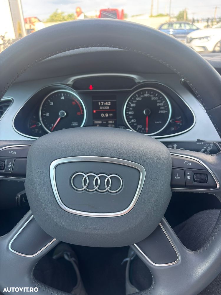 Audi A4 2.0 TDI quattro Stronic - 7