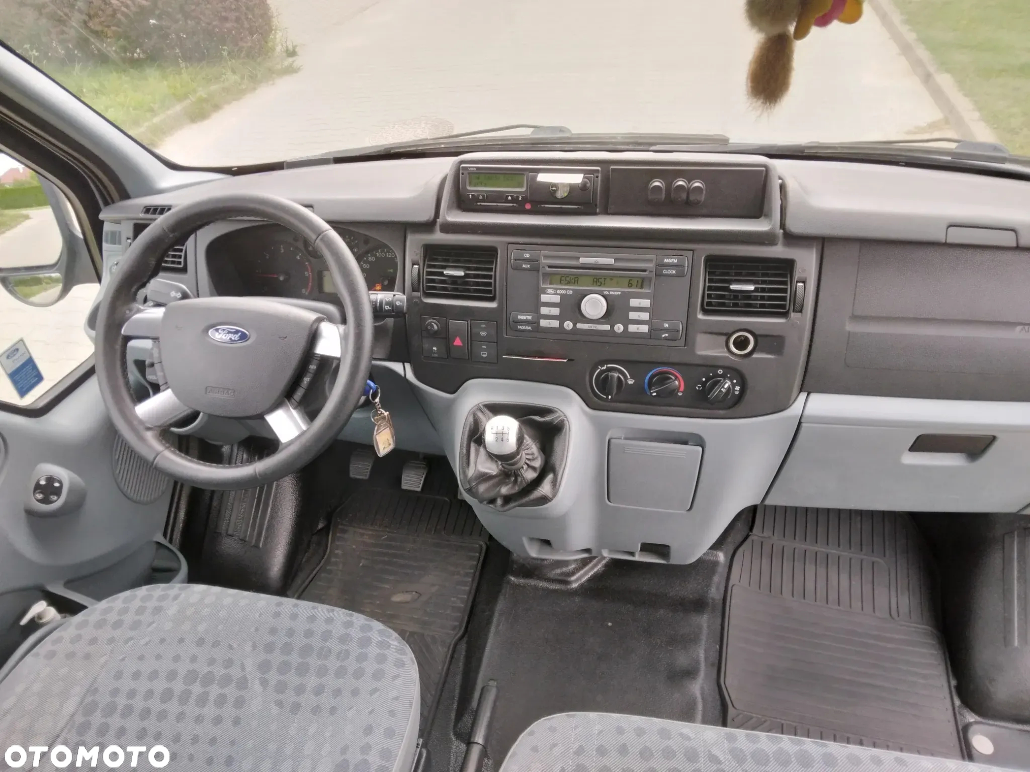 Ford Transit - 10