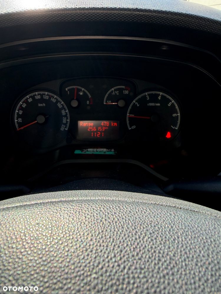 Opel Combo - 11
