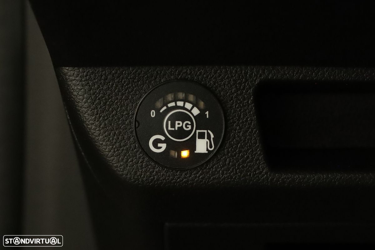 Renault Clio 1.0 TCe Techno Bi-Fuel - 21