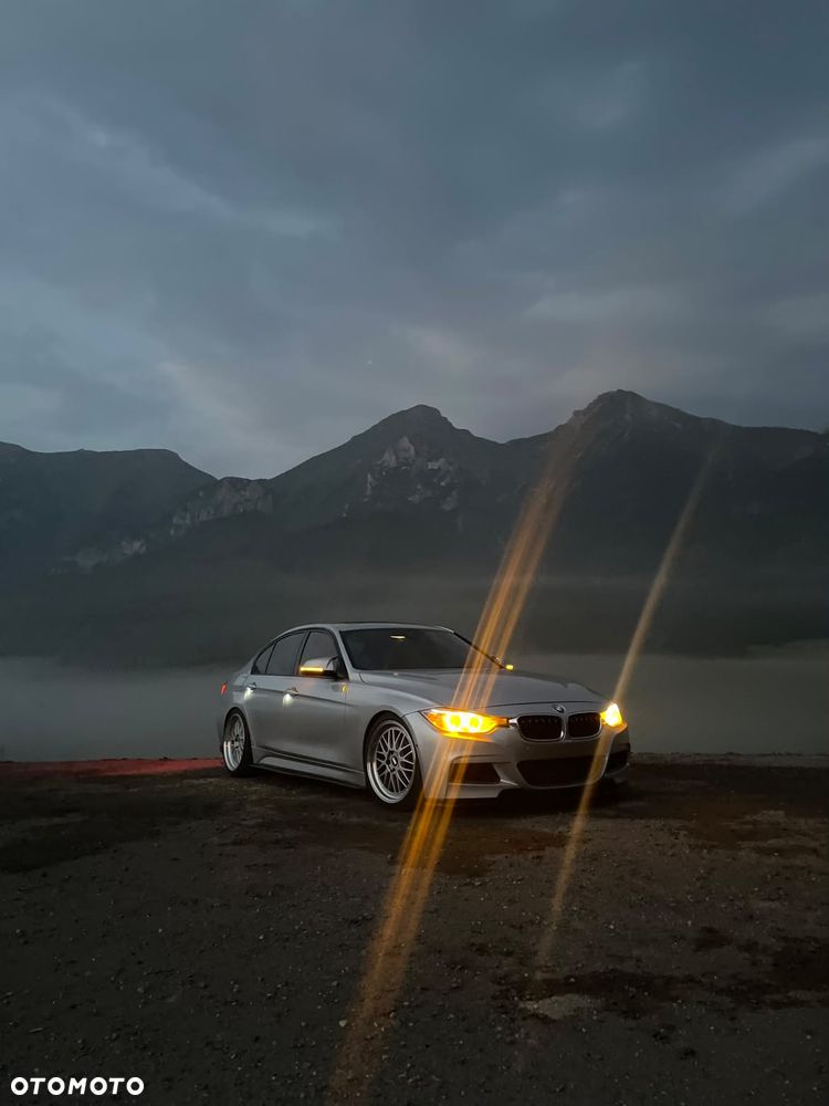 BMW Seria 3 328i Sport Line - 1