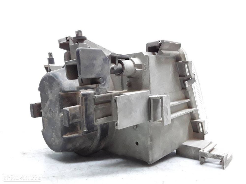 FAROL DIREITO RENAULT CLIO I 1991 - - 2