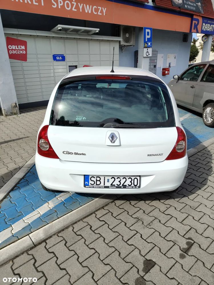 Renault Clio - 6