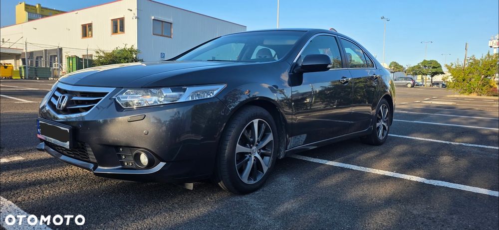 Honda Accord 2.0 Lifestyle - 25