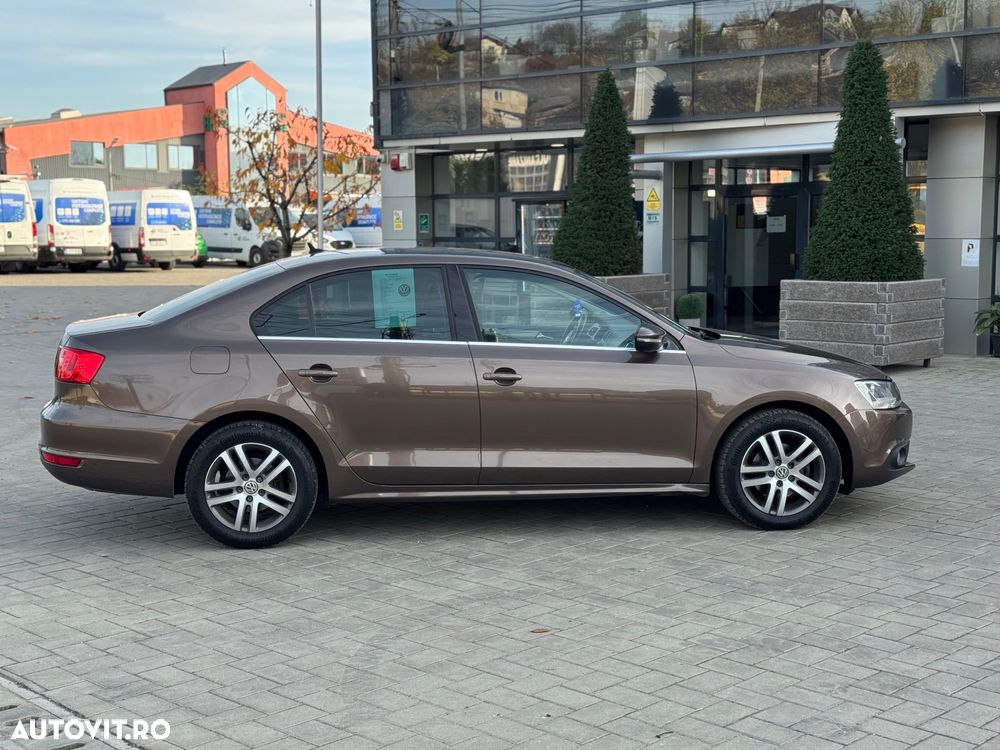 Volkswagen Jetta 1.4 TSI Highline - 21