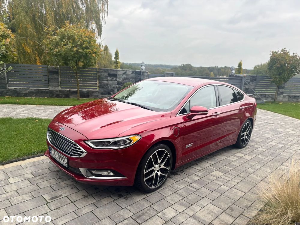Ford Fusion - 1