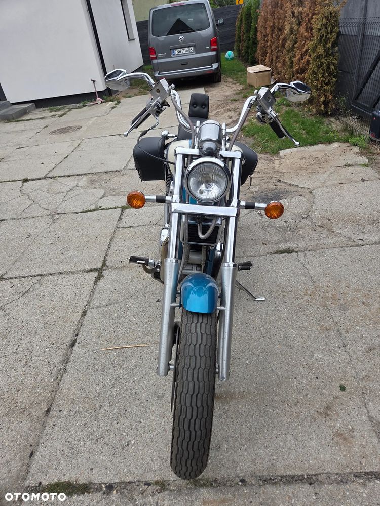 Suzuki Intruder - 11