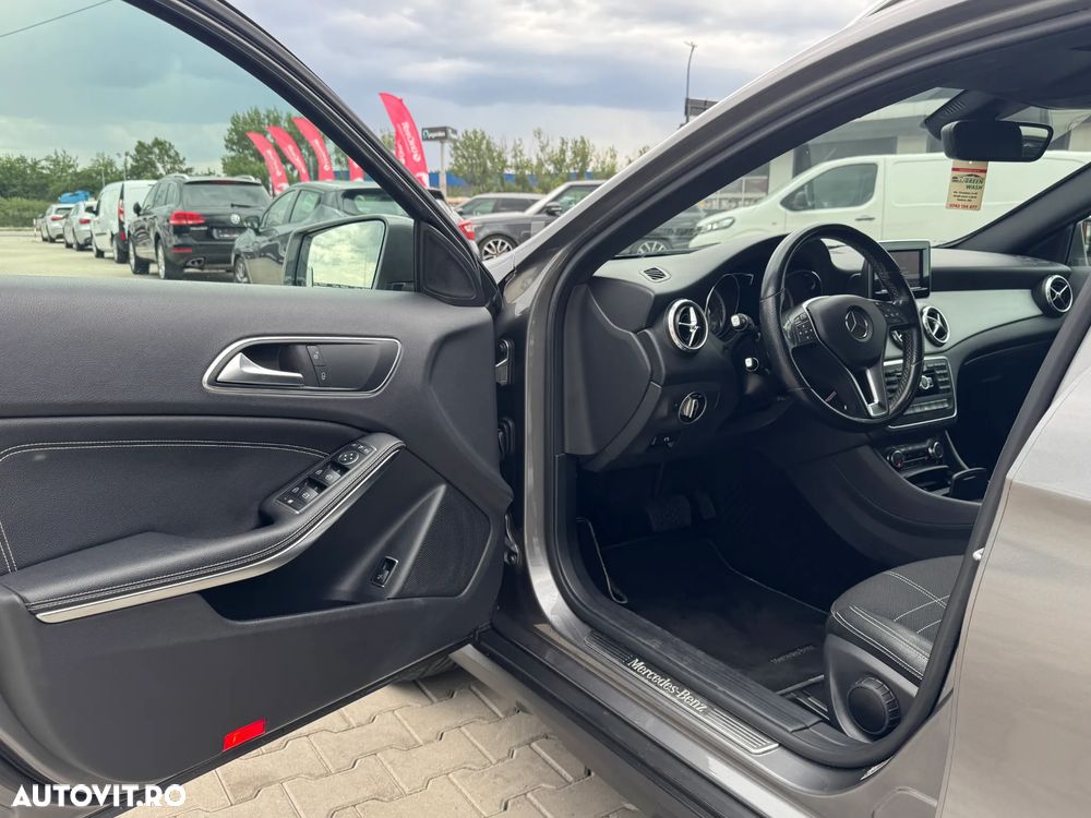 Mercedes-Benz GLA 220 CDI 4MATIC 7G-DCT Urban - 20
