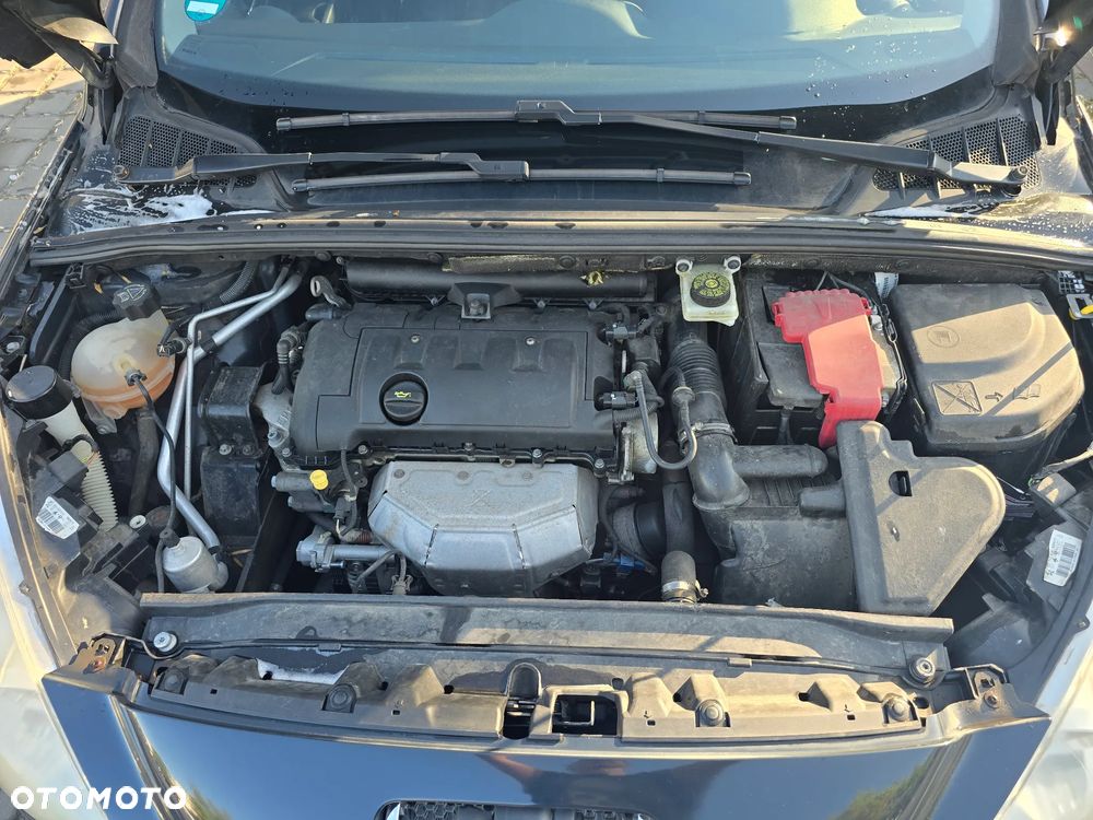 Peugeot 308 - 9