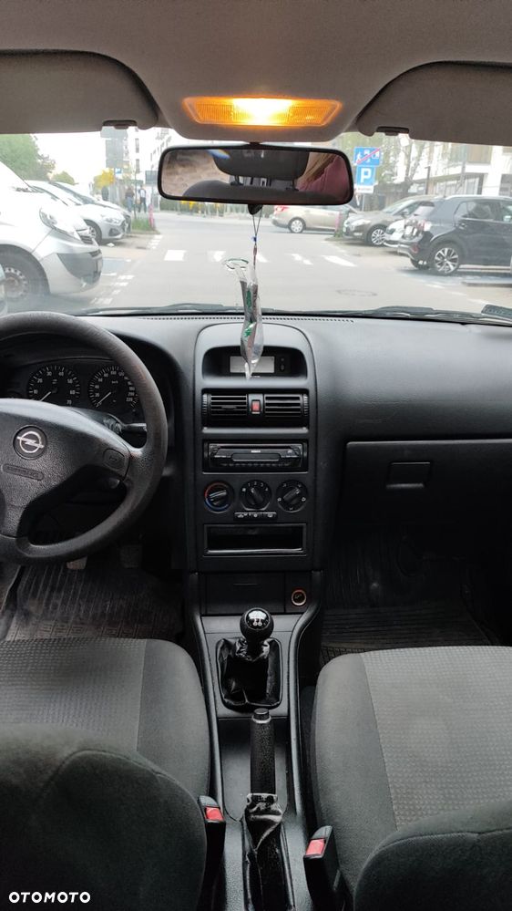 Opel Astra 1.4 - 11