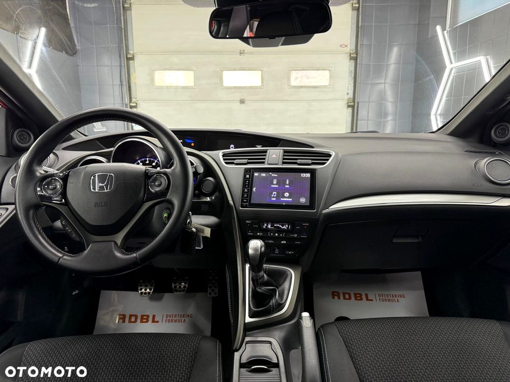 Honda Civic 1.8 i-VTEC Sport Black Edition - 14