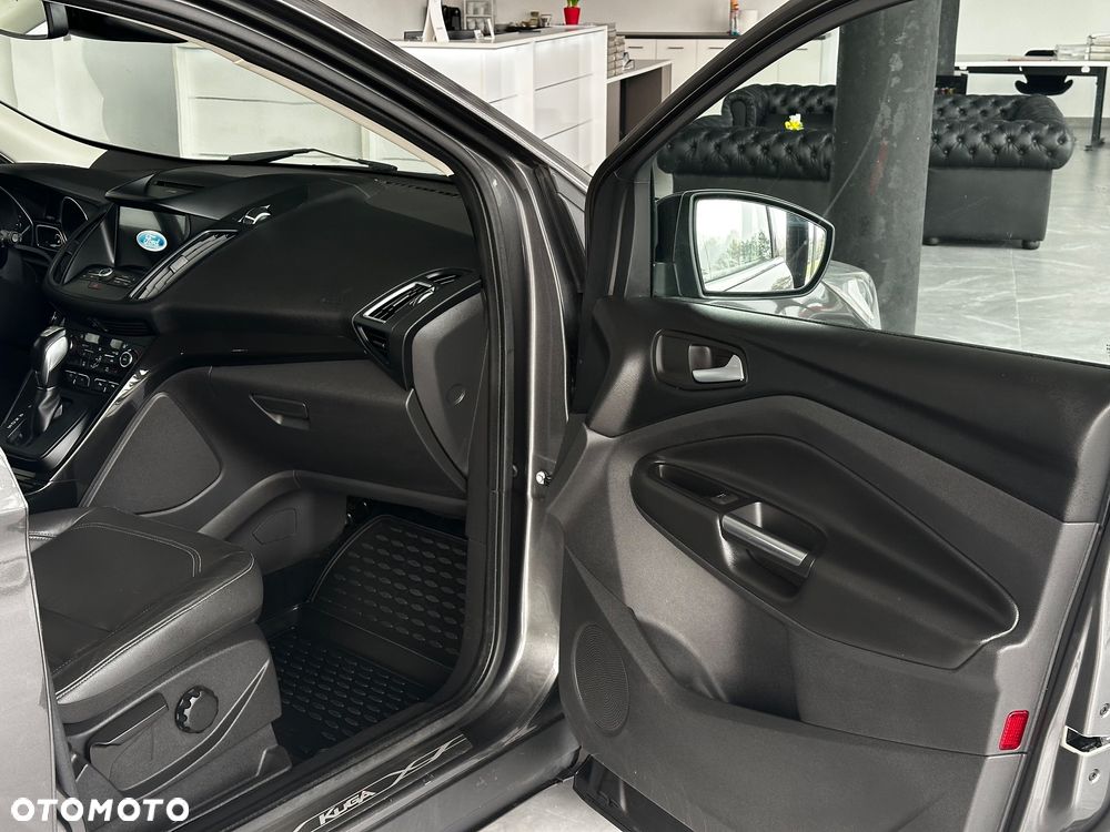 Ford Kuga - 20