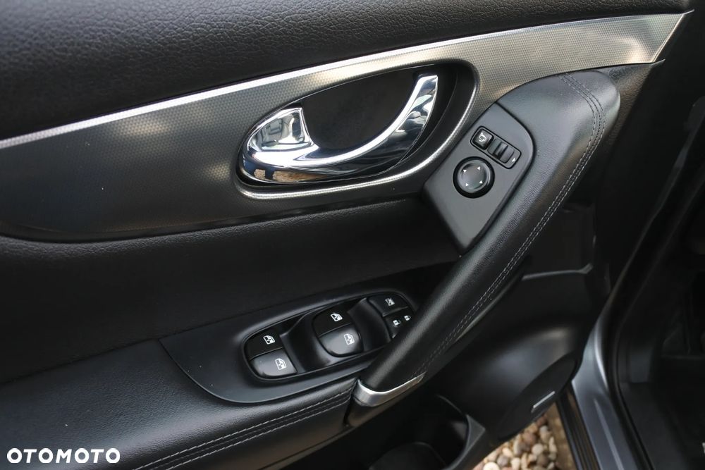 Nissan Qashqai 1.2 DIG-T TEKNA+ - 27