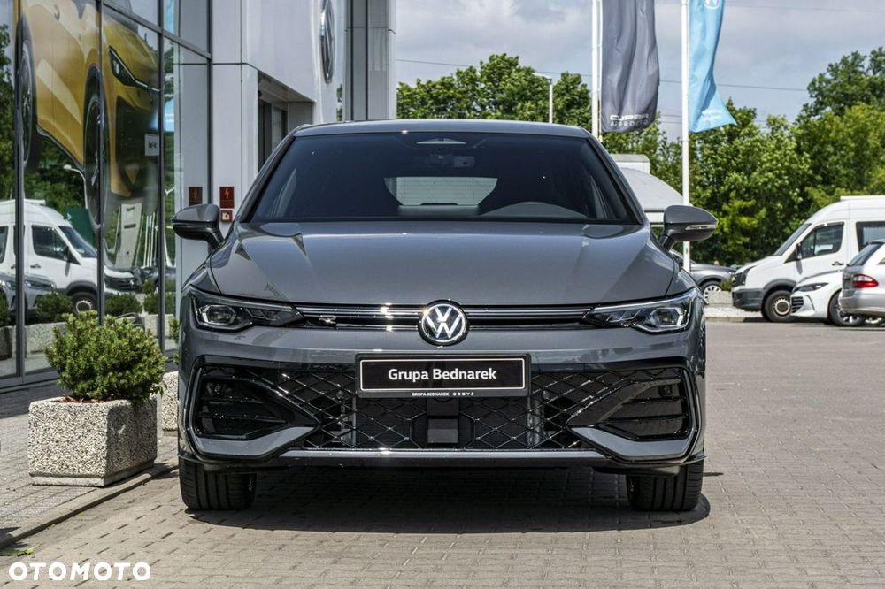 Volkswagen Golf - 5