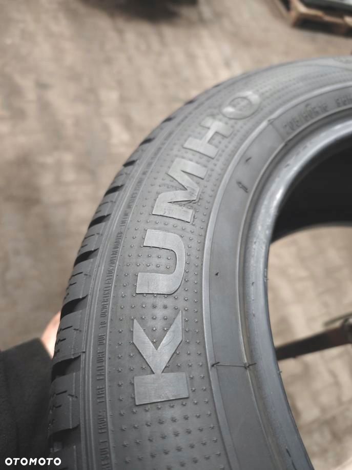 205/60R16 kumho opony zimowe 7,5mm 7233 - 3