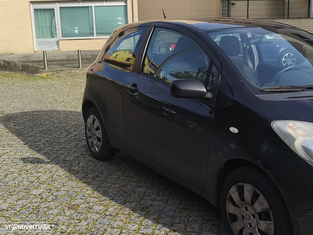 Toyota Yaris 1.3 VVT-i Cool - 3