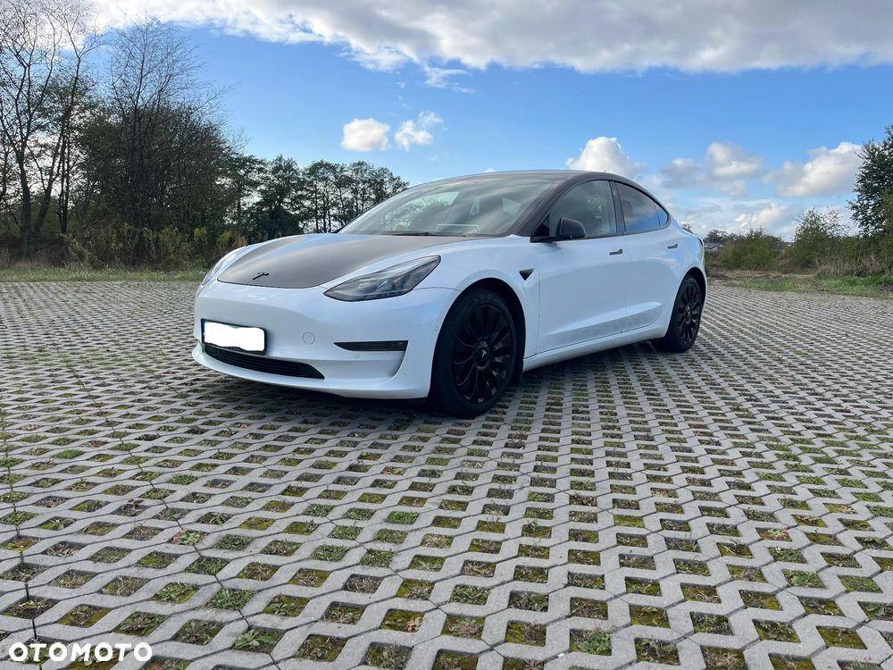 Tesla Model 3 Long Range AWD - 8