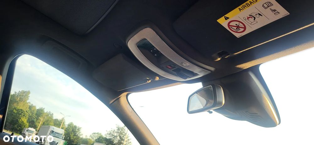 Volvo XC 60 D3 Drive-E Ocean Race - 14