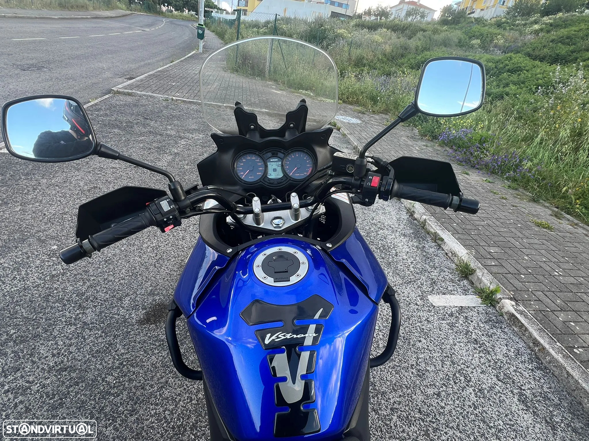 Suzuki DL - 9