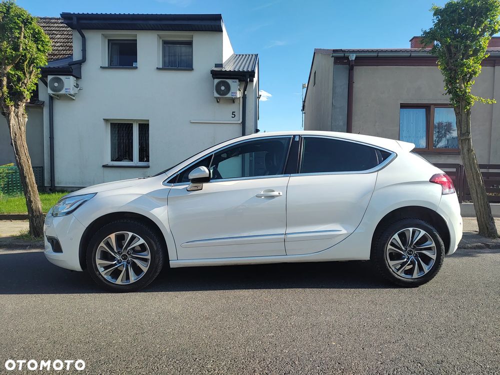 Citroen Ds4 2015 photo 2