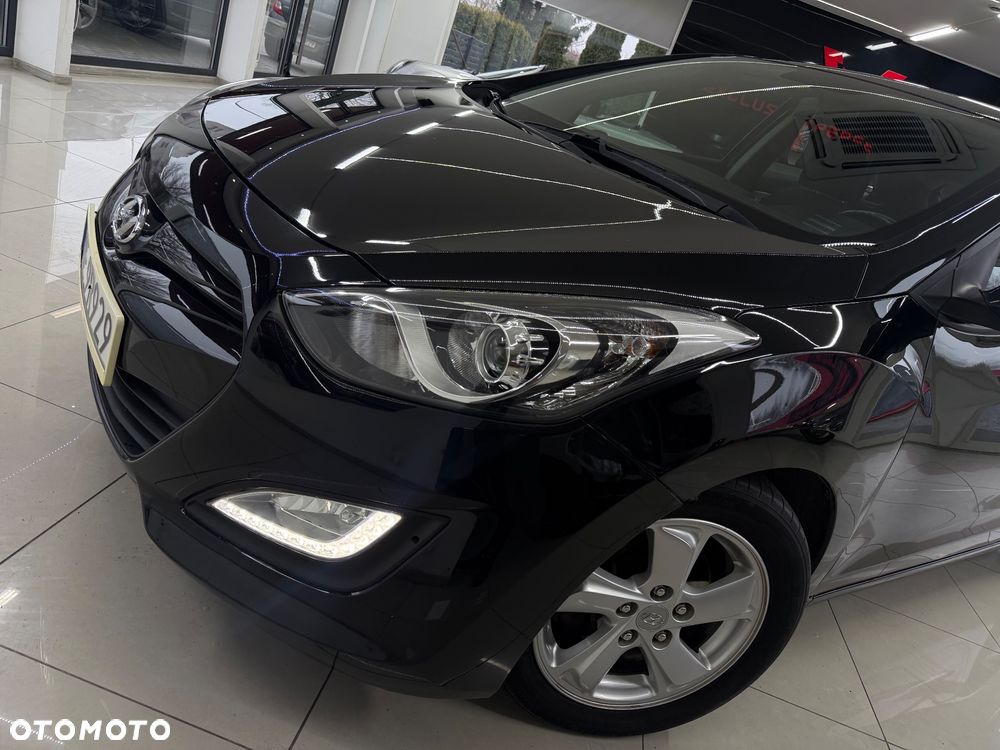 Hyundai i30 1.6 CRDi Style - 27