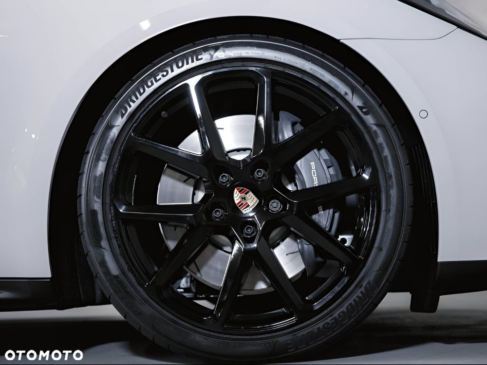 Porsche Panamera 4 - 5