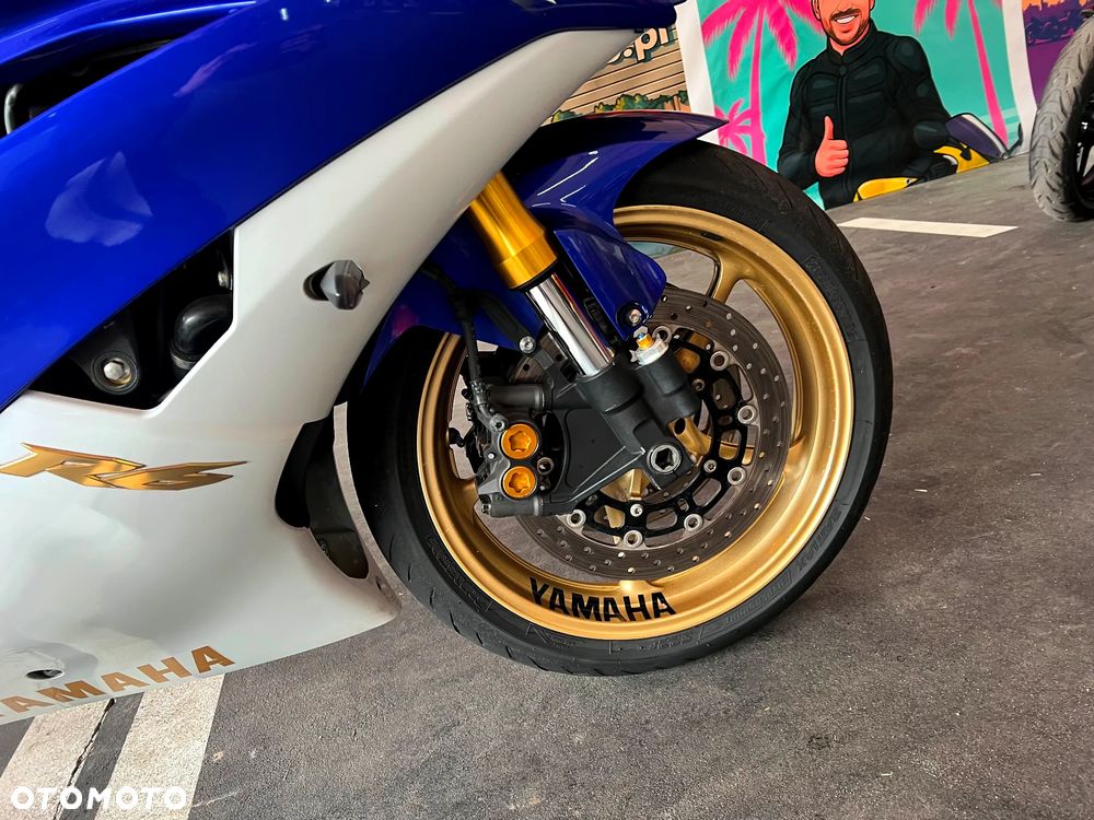 Yamaha R6 - 16