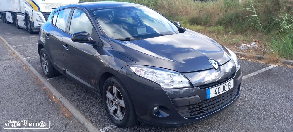Renault Mégane 1.5 dCi Confort - 3