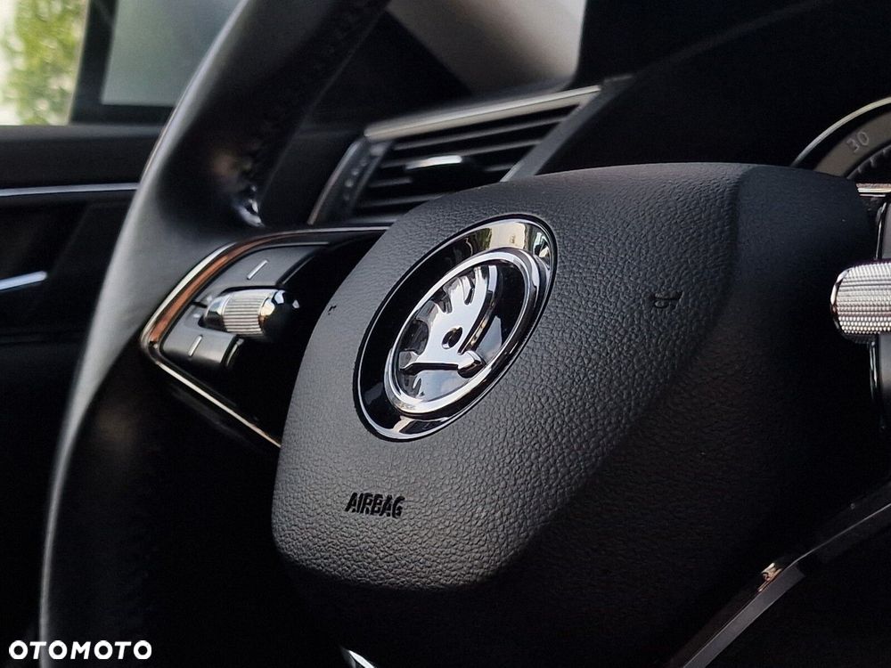 Skoda Superb 1.5 TSI Ambition - 29