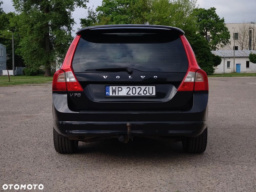 Volvo V70 D3 Summum - 4