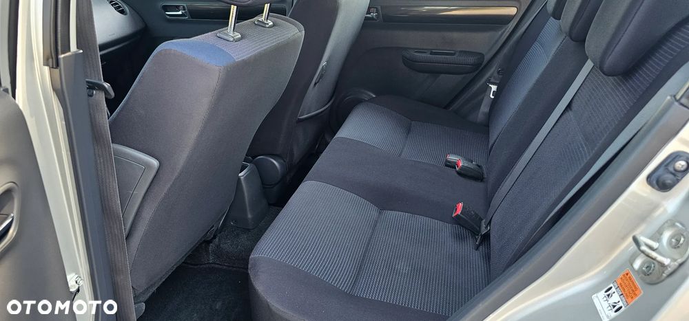 Suzuki Swift 1.3 4x4 Comfort - 28