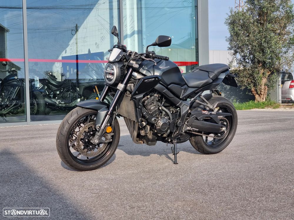 Honda CB 650R Black Edition - 6
