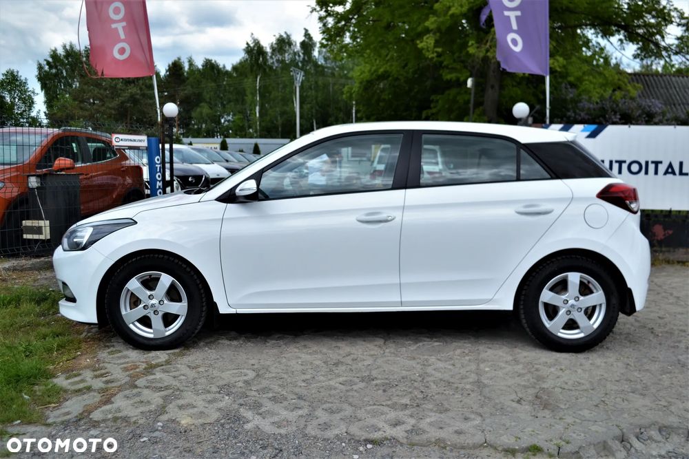 Hyundai i20 1.1 CRDi Comfort - 14