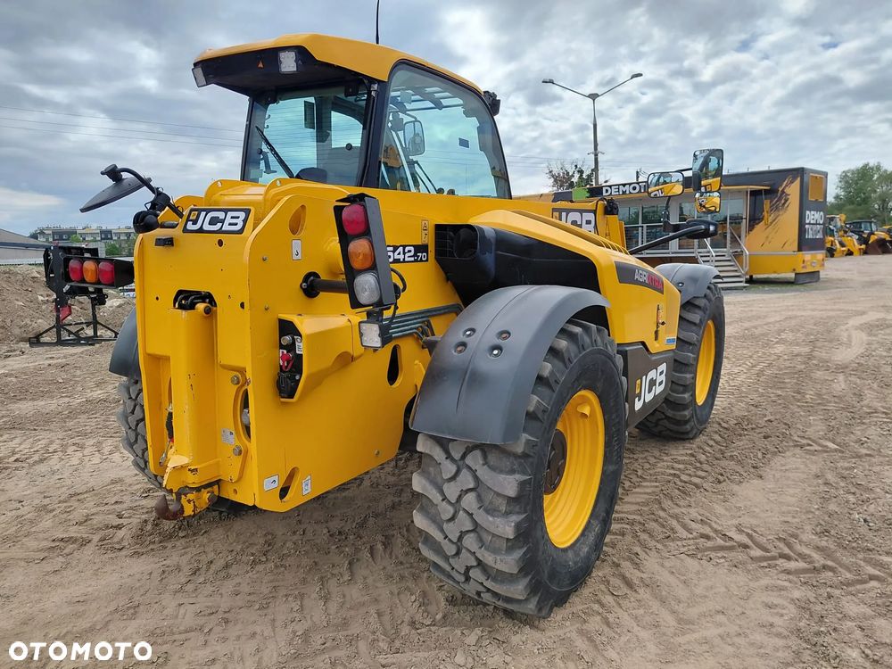 JCB 542-70 Agri Xtra - 5