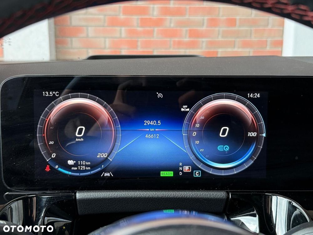 Mercedes-Benz EQA 350 66.5kWh 4-Matic AMG Line - 18