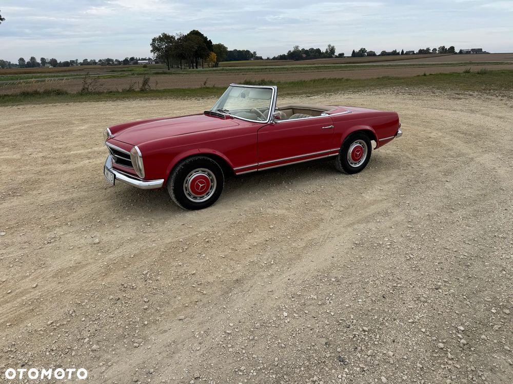 Mercedes-Benz SL - 26