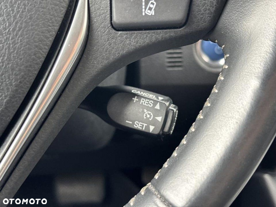 Toyota Auris - 22