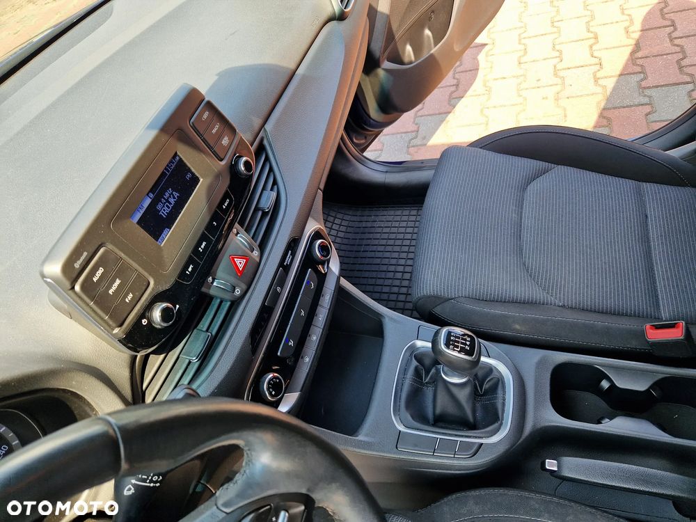 Hyundai i30 1.4 GO Plus - 19