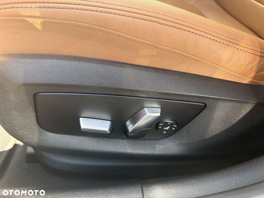 BMW Seria 5 - 12
